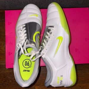 Palace x Nike Total 90 3 ‘White Silver Volt’